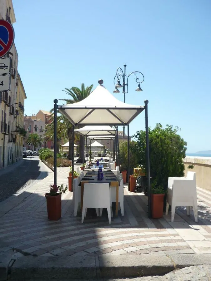 Maison A&A Cagliari 0*,